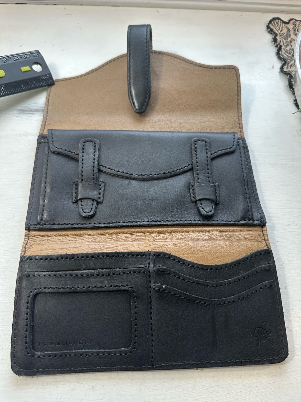 Saddleback Black Leather Clutch Wallet - Picture 3 of 14
